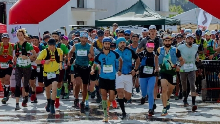 Cursă tradițională de alergare montană în Maramureș: Concursul „Rodnei Sky Race”, în Orașul Borșa