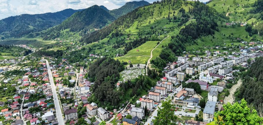 Promovare turistică la nivel înalt a Borșei: Se confecționează panouri publicitare pentru intrările principale, în marile centre urbane din România