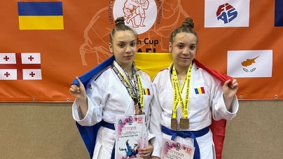Superbă reușită în Europa: Două surori, sportive în Maramureș, ambele la CSM Baia Mare, au obținut medalii la Campionatul Școlar, la arte marțiale!