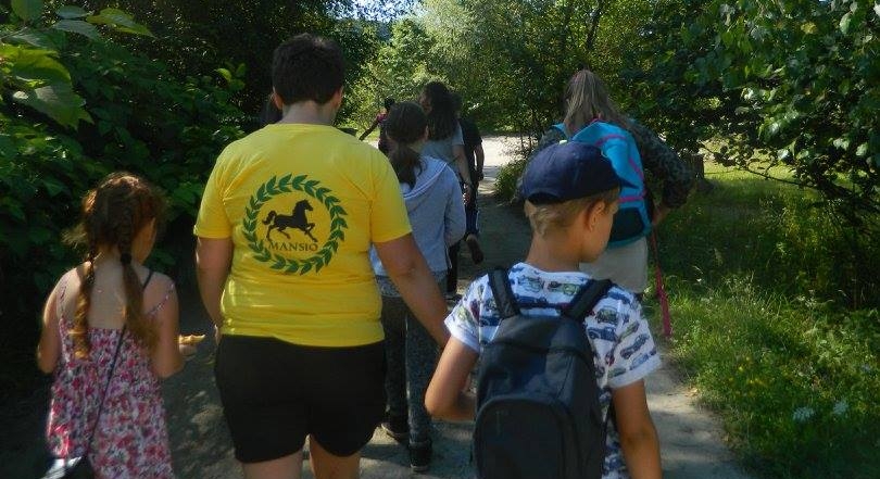 La Centrul Educațional Firiza încep atelierele din cadrul proiectului ”Alerg să îmi colorez vara”