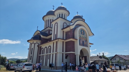 Biserica Ortodoxă „Înălțarea Domnului” Tg. Lăpuș – 20 de ani de existență