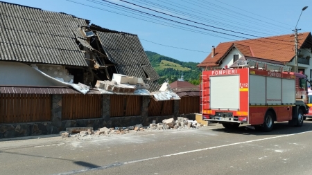 Butelie explodată la Vișeu de Sus; O persoană a suferit arsuri la nivelul capului