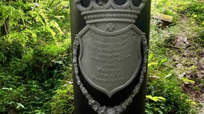 Monumentul cavalerului Berks de la Băiuț