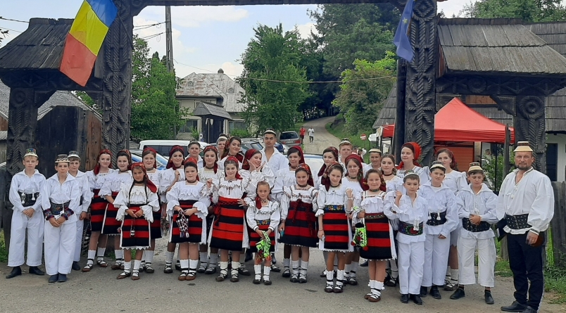 „Hoinărind printre tradiții” la Breb