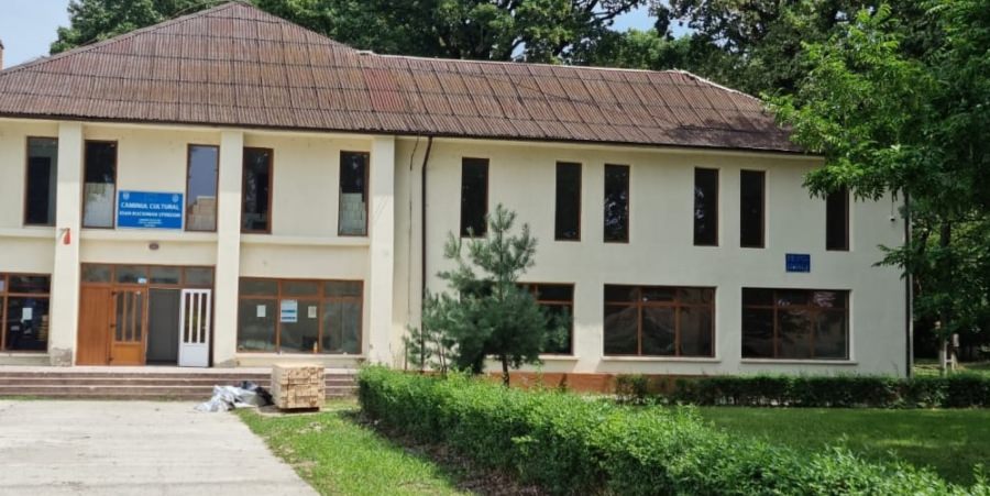 Lucrări începute pentru reabilitarea Căminului Cultural Satulung