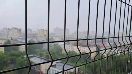 Codul portocaliu: Vijelii puternice așteptate în Maramureș