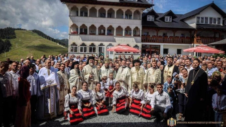 Liturghie Arhierească la Mănăstirea Prislop din Borșa