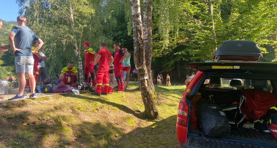 Weekend plin pentru salvamontiștii maramureșeni; 15 turiști au fost prinși de furtună pe Vf. Igniș