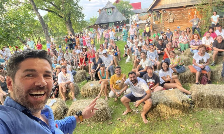 Alex Dima, impresionat de satul maramureșean Breb; „Locul e un colț de rai” (FOTO)