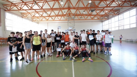 Multă energie pozitivă la Turneul de „Streetball 3×3”, organizat de Clubul Elevilor Liberali Baia Mare