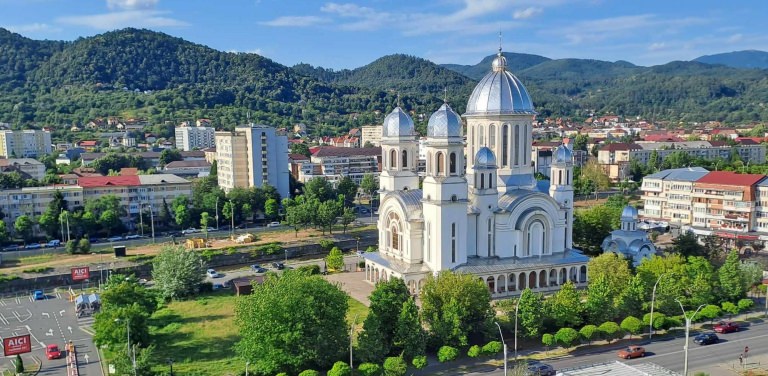 Septembrie cald la câmpie și în aria montană maramureșeană: Va fi cu valori caracteristice debutului de toamnă; Vom avea 27 grade, media pe regiune
