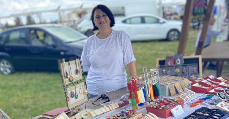 Producători artizanali la Festivalul „Hora la Prislop”