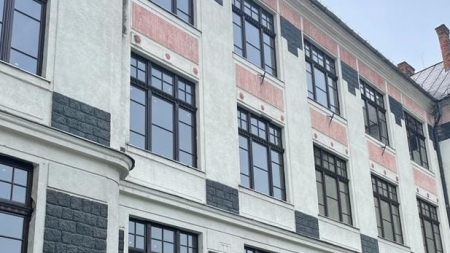 Sighetu Marmației: O unitate școlară de prestigiu din municipiu a beneficiat de lucrări obligatorii de modernizare
