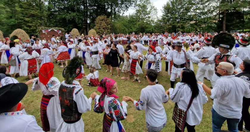 Joc la șură – sărbătoarea unității culturale tradiționale din Suciu de Sus