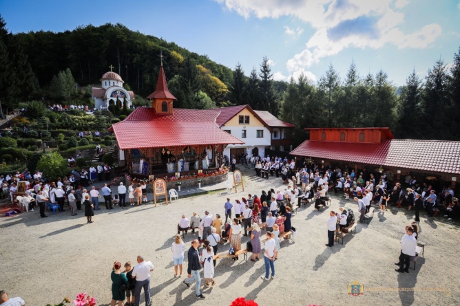 A fost hramul Mănăstirii Chiuzbaia; PS Timotei Sătmăreanul s-a aflat în mijlocul credincioșilor