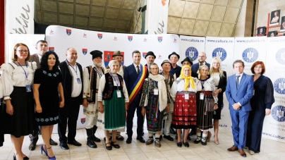 Au fost premiați cei 12 păstrători și transmițători ai patrimoniului cultural imaterial care au obținut titlu onorific de “Tezaur Uman Viu” 2023