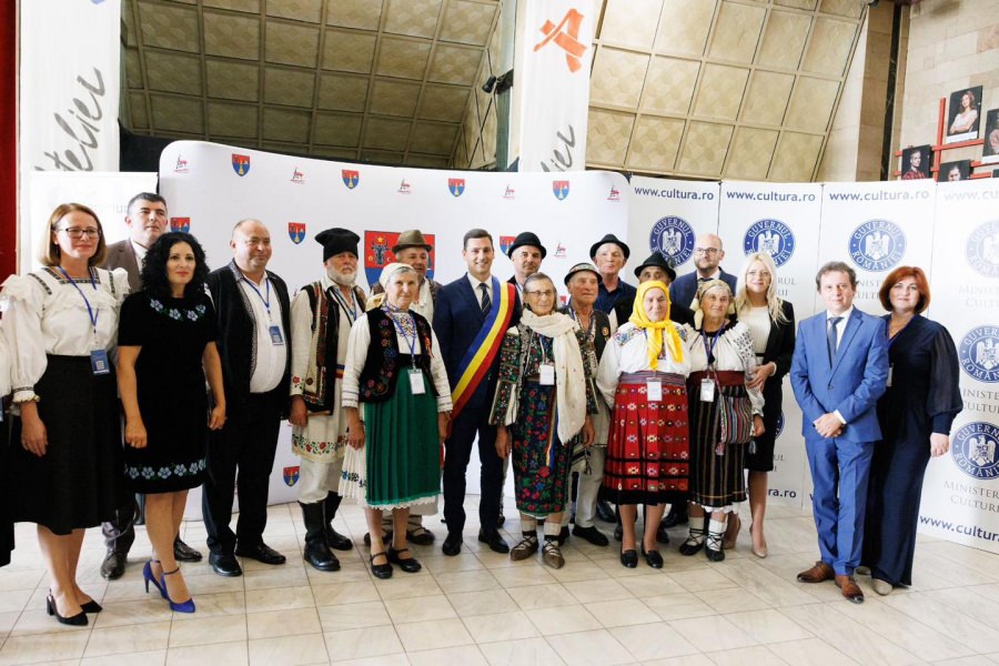 Au fost premiați cei 12 păstrători și transmițători ai patrimoniului cultural imaterial care au obținut titlu onorific de “Tezaur Uman Viu” 2023