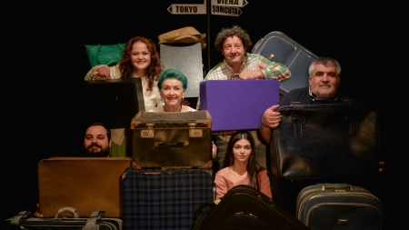 Comedia ”Familia Pop” – prima premieră a acestei stagiuni la Teatrul Municipal Baia Mare