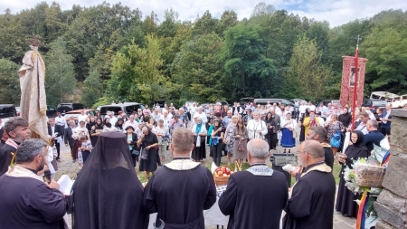 De Înălțarea Sfintei Cruci: Comemorarea martirilor anticomuniști din mina Baia Sprie