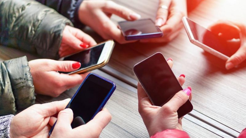 Workshopuri gratuite de dezvoltare personală pentru tinerii din Maramureș