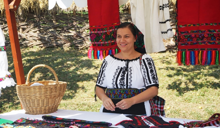 Dana Dobrai, meșterul popular din Țara Lăpușului: „Acul și ața au fost primele mele jucării”