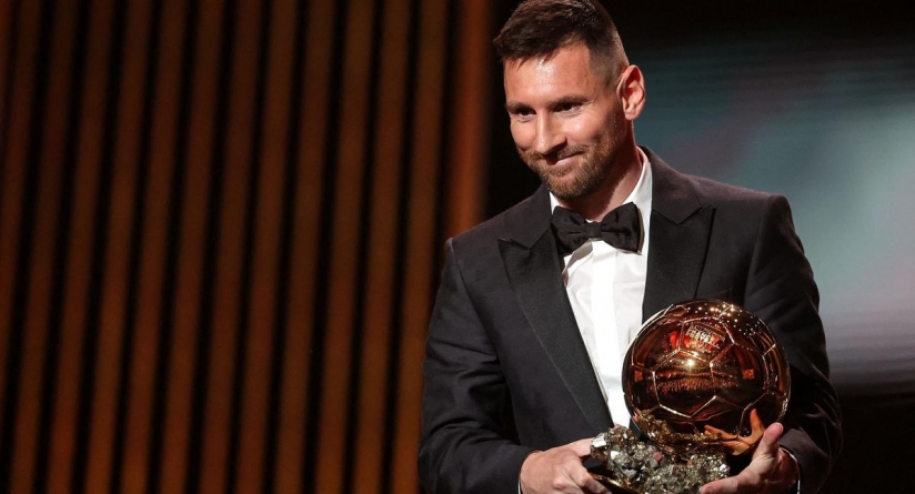 Lionel Messi a câştigat Balonul de Aur pentru a opta oară