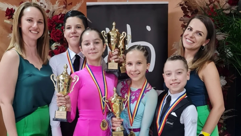 Două medalii de aur și o medalie de argint obținute de dansatorii băimăreni la Concursul Internațional „Romanian Dance Festival”