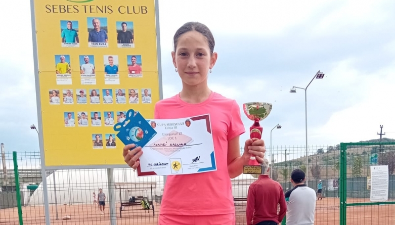 Raluka Matei, pe prima treaptă a podiumului la „Cupa Sebeșului”; În acest an, maramureșeanca a câștigat locul I la 6 turnee organizate sub egida FRT