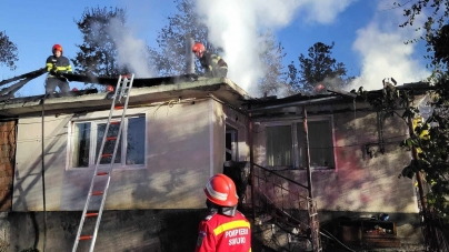Un apel la solidaritate în comunitatea maramureșeană: O familie are nevoie de ajutorul nostru; În pragul iernii le-a ars casa din localitatea Groși
