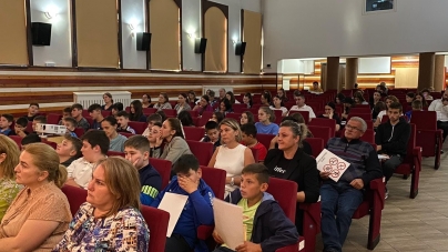 În Borșa: Întâlnire tematică despre droguri; Tinerii din Protopopiat au aflat că țelul vieții și substanțele interzise nu se potrivesc în rezultate