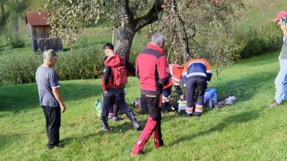 Sprijin acordat unui vârstnic accidentat, în Maramureș