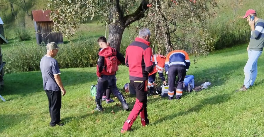 Sprijin acordat unui vârstnic accidentat, în Maramureș