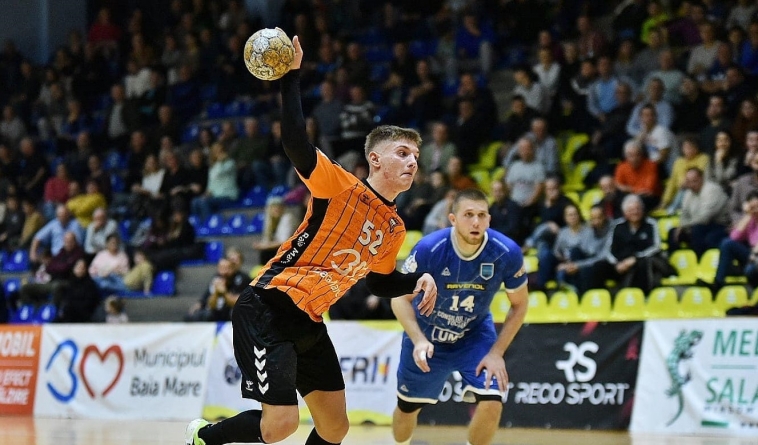 Minaur poate încheia turul și anul pe locul al doilea