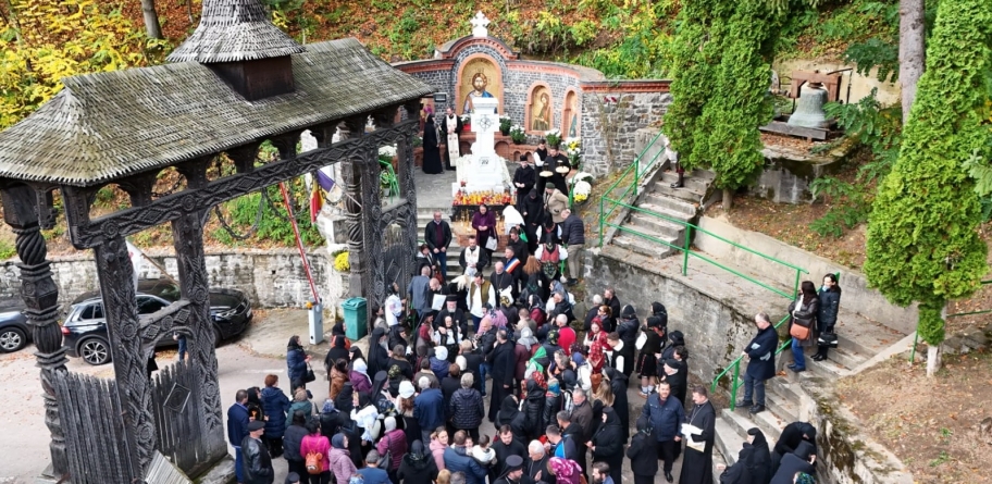 Rugăciuni înălțate, la Mănăstirea Rohia, pentru Înaltpreasfințitul Părinte Arhiepiscop Justinian Chira: Se împlinesc 7 ani, de la mutarea la Domnul