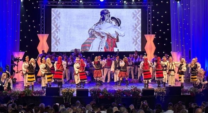 La Chișinău: Ansamblul Folcloric Național „Transilvania” va fi prezent în cadrul concertului-manifest „Să întindem hora mare”