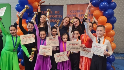 Rezultate bune obținute de sportivii Clubului DanceLight din Baia Mare la Concursul Național de dans „Cupa Potaissa”