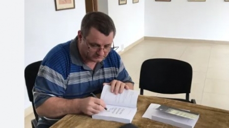 În Baia Mare: Întâlnire cu Viorel Ilișoi și cărțile sale