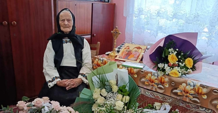 Vârstă onorabilă: Nastasia Puț din Plopiș a împlinit 100 de ani; A copilărit cu Arhiepiscopul Justinian