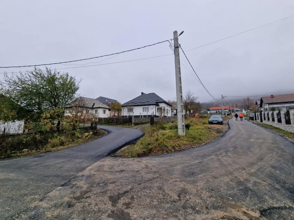 S-au asfaltat mai multe străzi din Tăuții de Sus