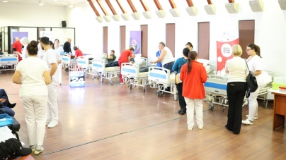 Peste 75 de litri de sânge recoltați în cadrul campaniei de donare „Avem același sânge”, organizată în municipiul Baia Mare