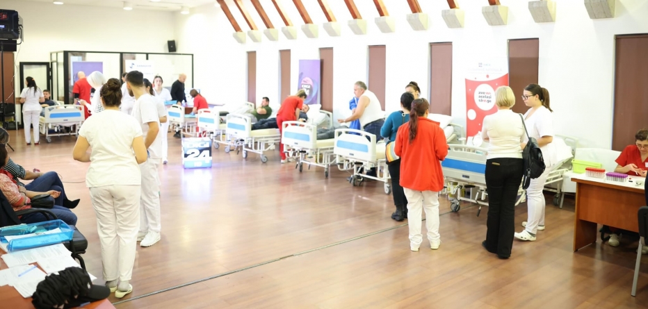 Peste 75 de litri de sânge recoltați în cadrul campaniei de donare „Avem același sânge”, organizată în municipiul Baia Mare