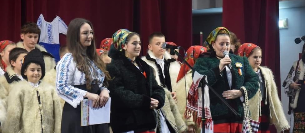 Colindele tradiționale au răsunat vineri la Casa de Cultură din Seini