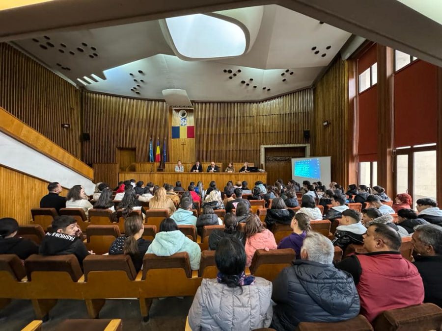 Riscurile drogurilor, în atenția autorităților din Maramureș