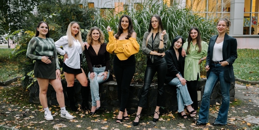 „Miss Universitaria”: Prezentarea concurentelor, în 7 decembrie