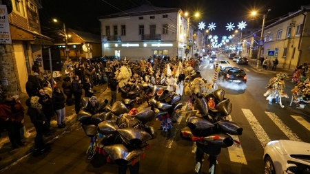 „Noaptea Viflaiemurilor” în Vişeu de Sus; Tradiția continuă de peste 100 de ani