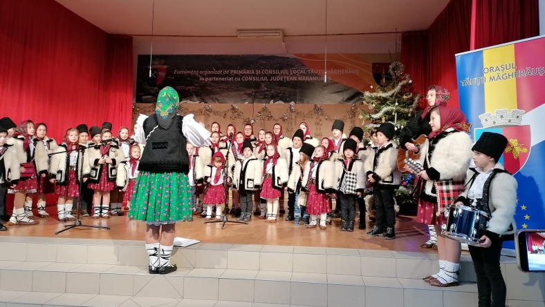 Concert caritabil la Târgul de Crăciun din Tăuții Măgherăuș