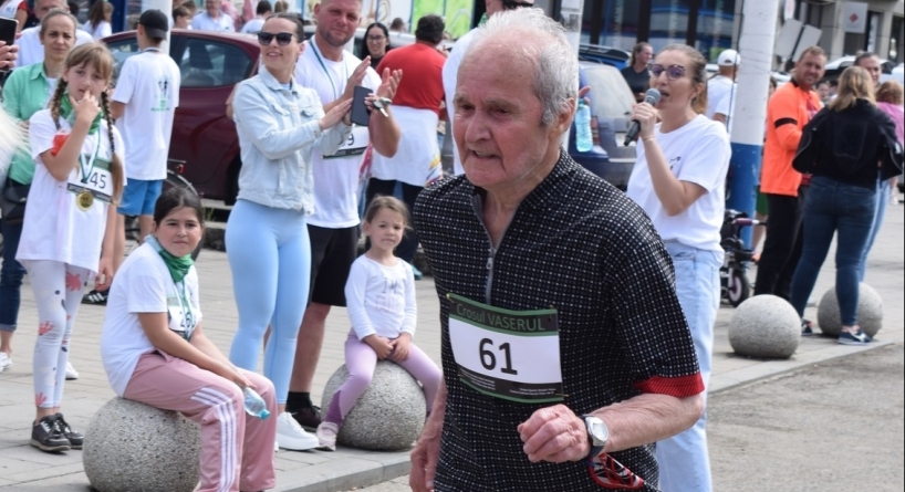 O viață dedicată sportului: Iosif Hecko – veteranul anului la atletism, în Maramureș
