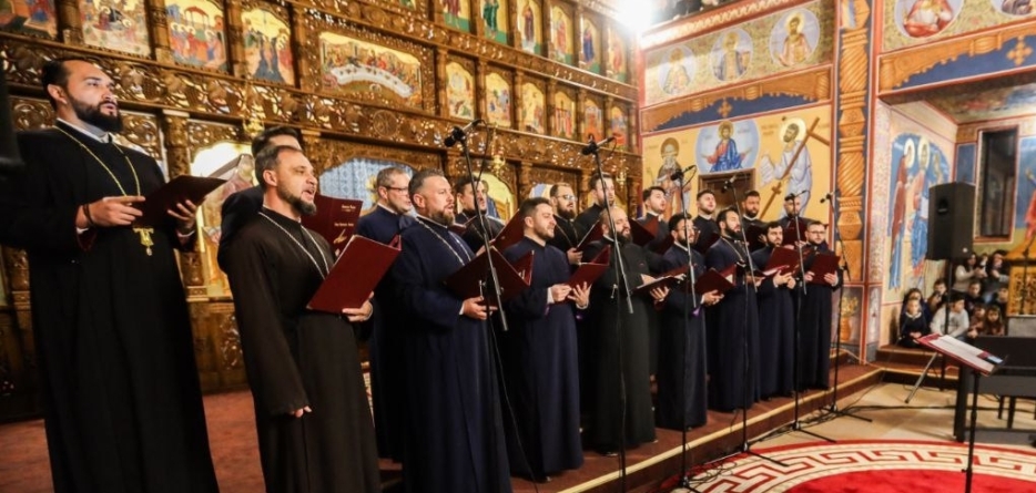 Corala „Armonia” din Constanța susține un concert de colinde la biserica „Înălțarea Domnului” din Baia Mare