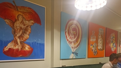 Inedit: Restaurantul Delicii din Baia Mare găzduiește expoziția artistului plastic Dorel Topan