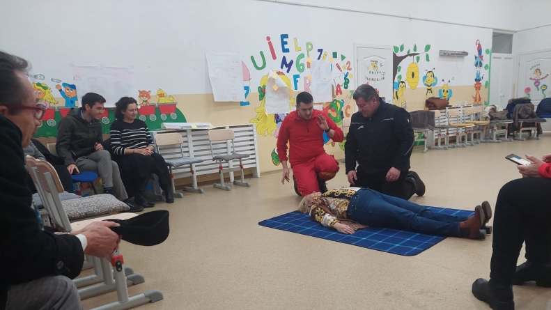 Și profesorii pot salva! – proiect de inițiere a personalului școlar din mediul rural în acordarea primului ajutor